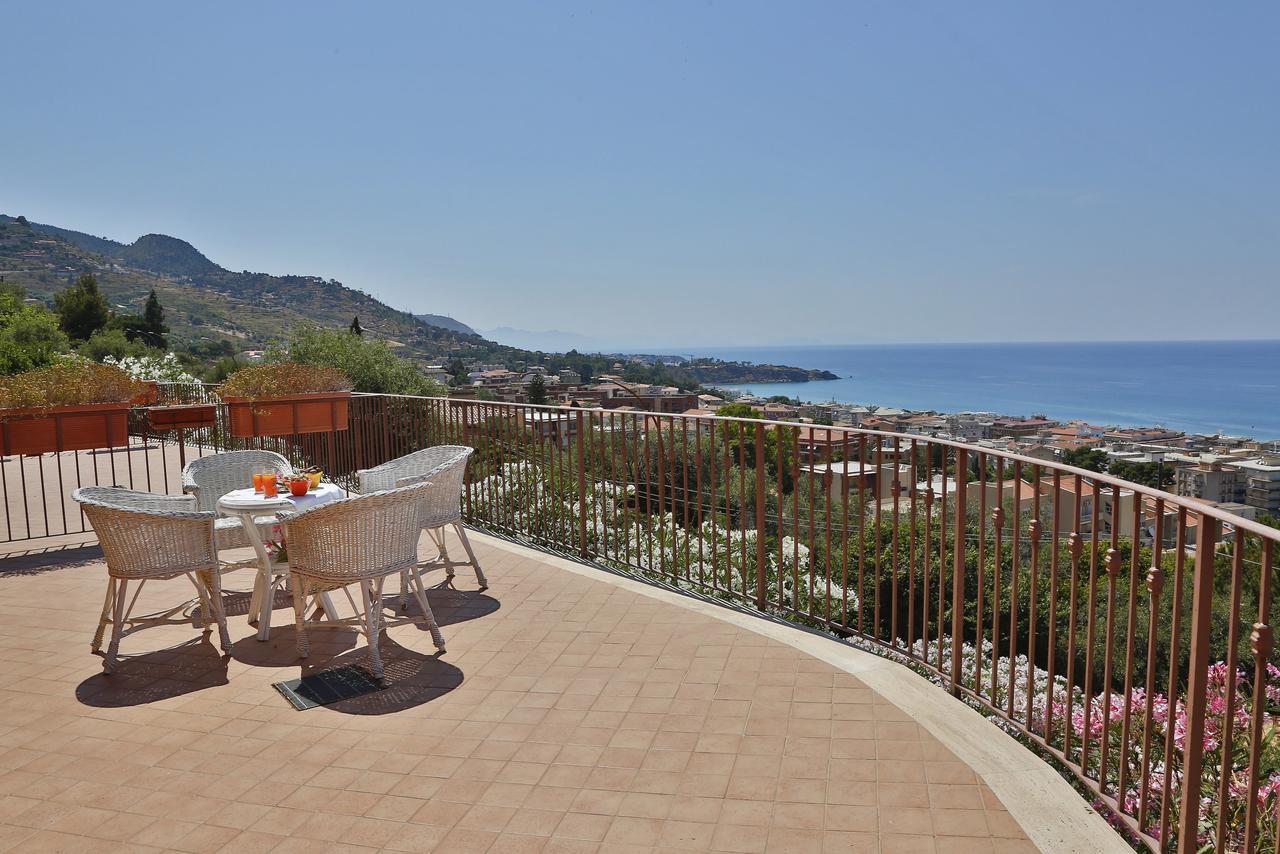 Terrazze Ponente E Levante - By Vacation Service Apartment Cefalu Ngoại thất bức ảnh